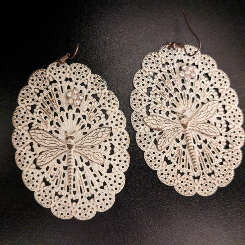 Lacy Dragonfly Earrings - Picture 1 of 2